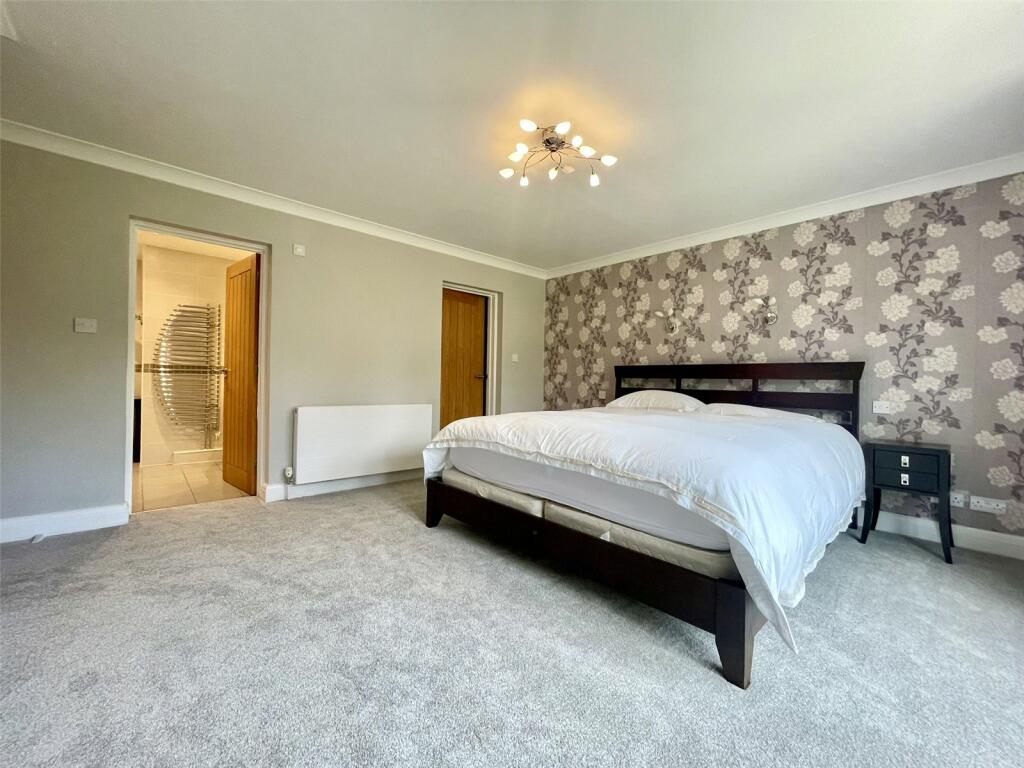 Additional image 12 of Calder Avenue, Brookmans Park, Hertfordshire, AL9