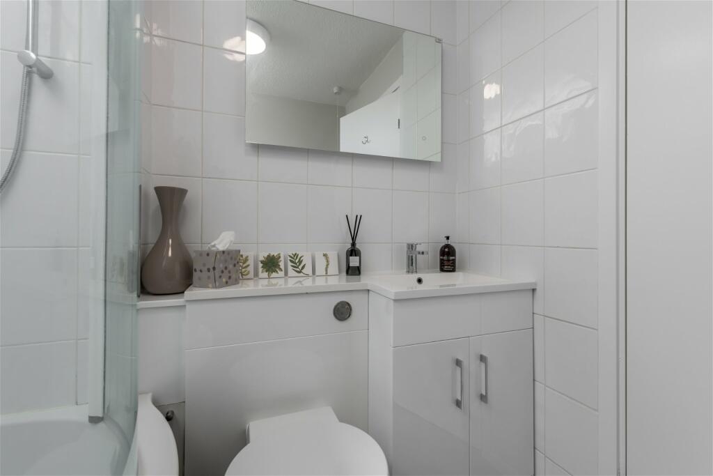 Additional image 17 of Potential to convert to a two bedroom apartment