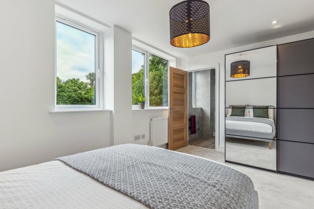 Additional image 12 of Vaughan Road, Harpenden, AL5