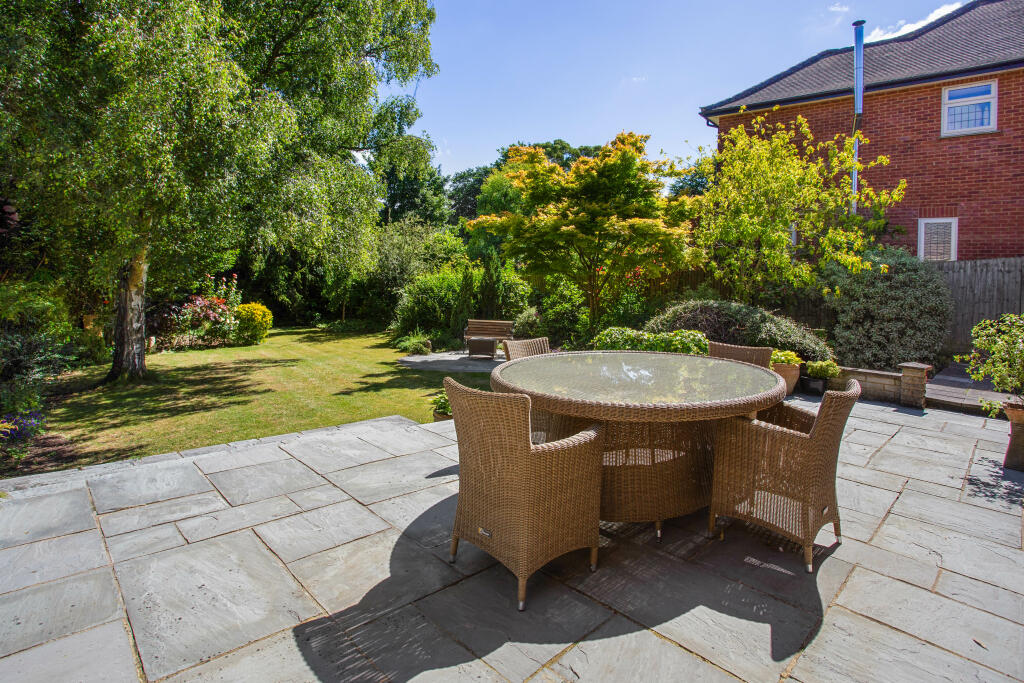 Additional image 18 of Grasmere Avenue, Harpenden, AL5