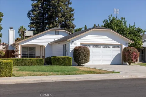 Primary image of 1211 Warkentin Street, Kingsburg, CA 93631