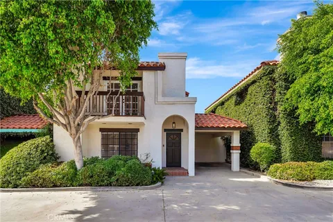 17730 Kingsbury Street Unit 5, Granada Hills, CA 91344