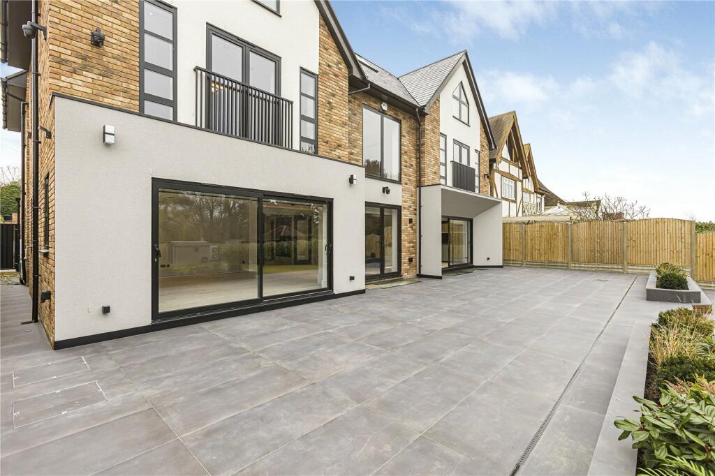 Additional image 13 of Brookmans Avenue, Brookmans Park, Hertfordshire, AL9