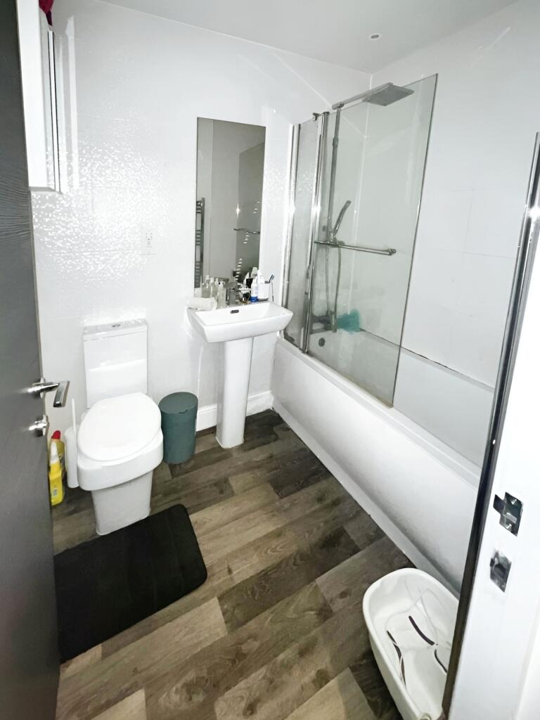 Additional image 5 of Woodland Court