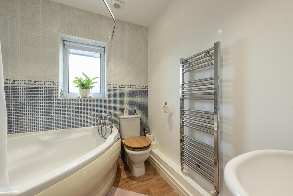 Additional image 8 of St. Annes Road, London Colney, St. Albans, Hertfordshire, AL2