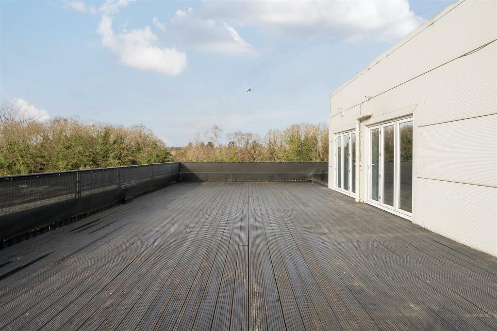 Additional image 18 of Campfield Road, St. Albans