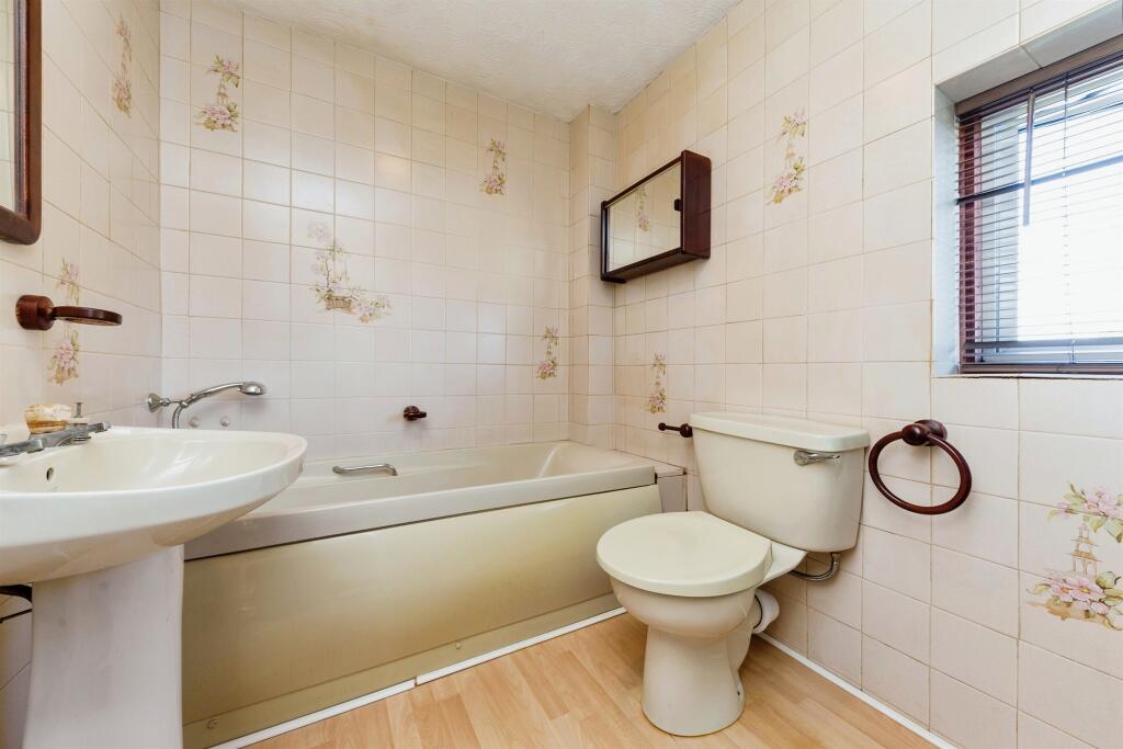 Additional image 13 of Heronswood Road, Welwyn Garden City