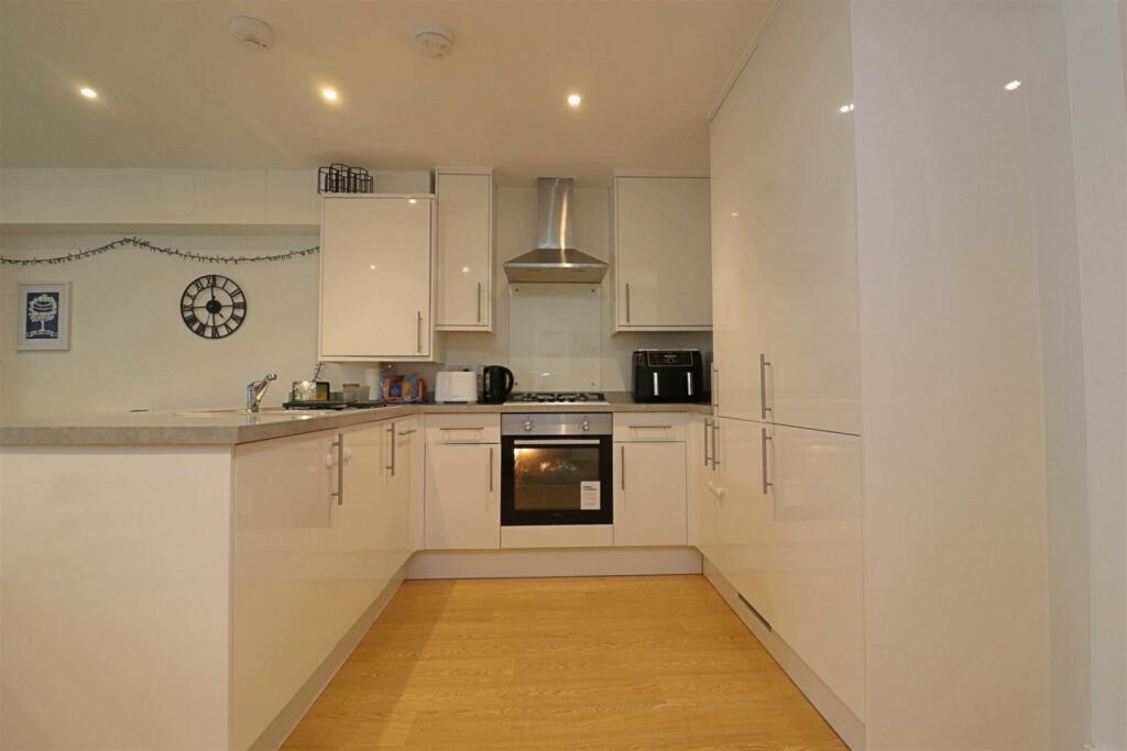 Additional image 7 of London Colney, St. Albans