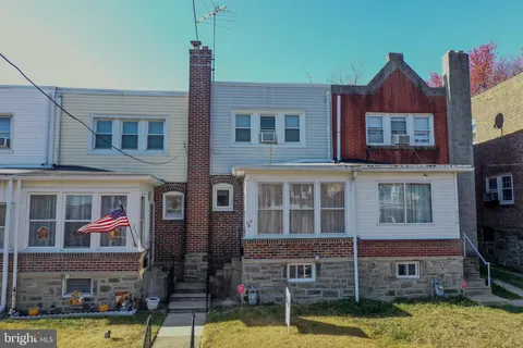 Primary image of 214 Roberta Ave, Collingdale, PA 19023
