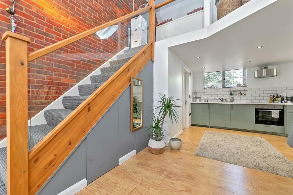 Additional image 10 of The Park, St. Albans