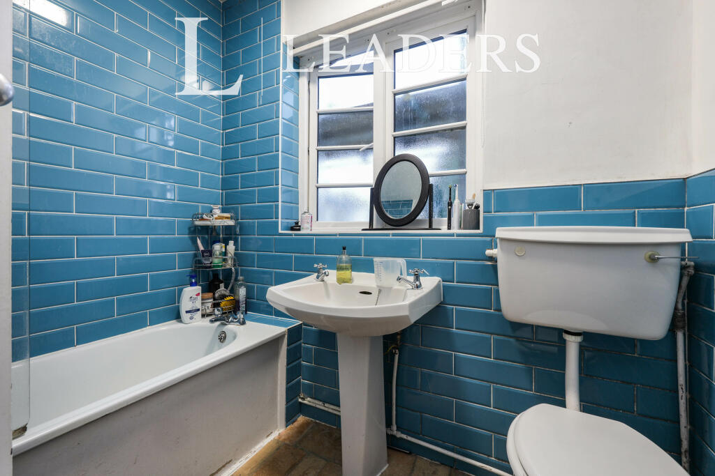 Additional image 4 of Abbey Court