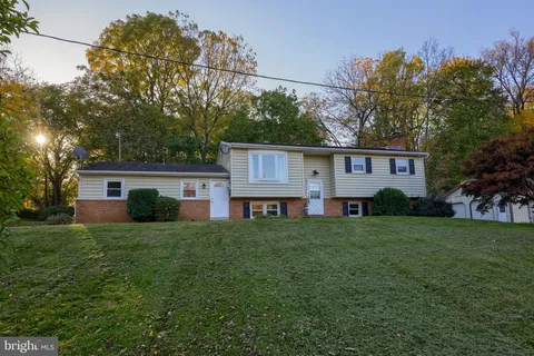60 N Conestoga Drive, Lancaster, PA 17602