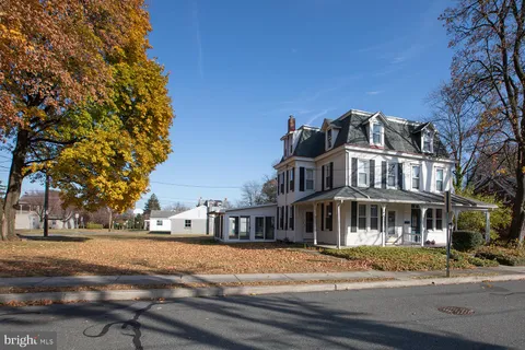 308 Pennsylvania Avenue, Kutztown, PA 19530