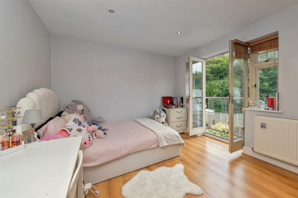 Additional image 9 of Bucknalls Drive, Bricket Wood, St. Albans