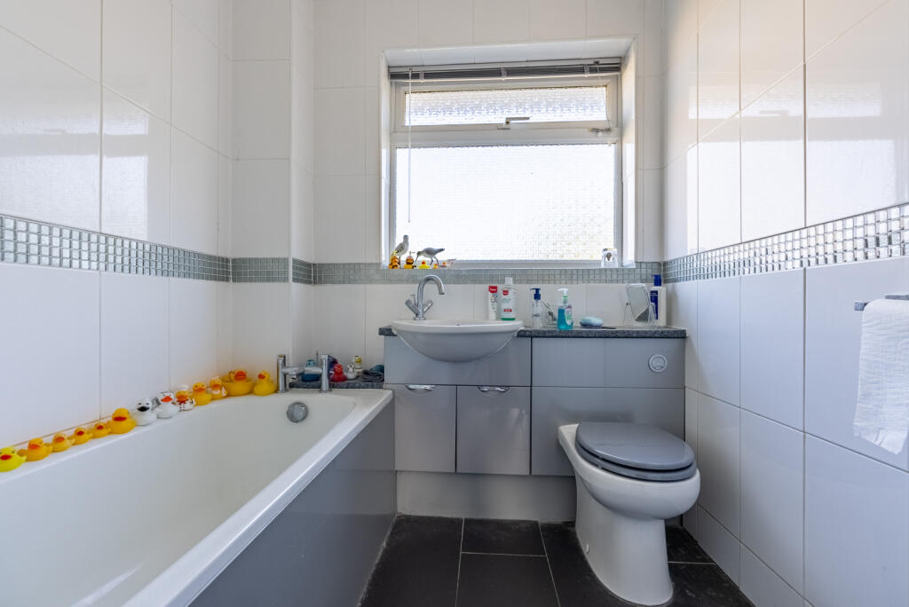 Additional image 11 of Elizabeth Court, St. Albans, Hertfordshire, AL4