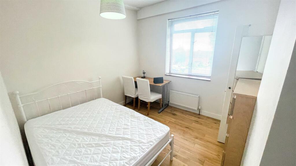 Additional image 8 of Hazel Grove, Hatfield