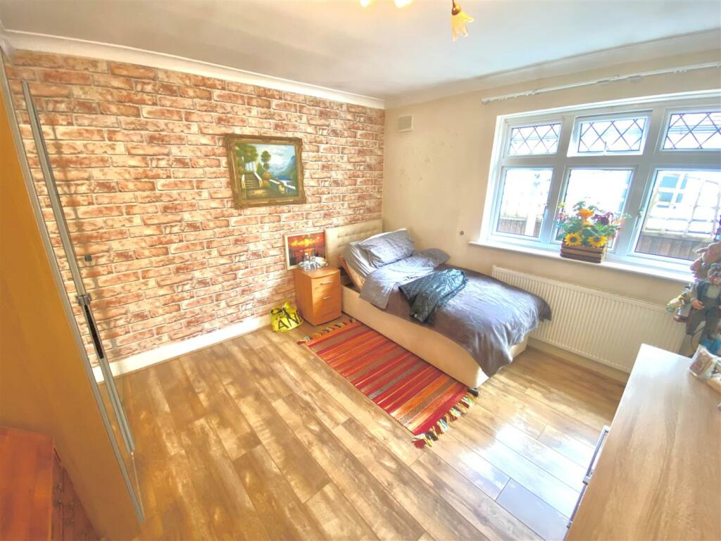 Additional image 10 of Hawkshead Lane, North Mymms