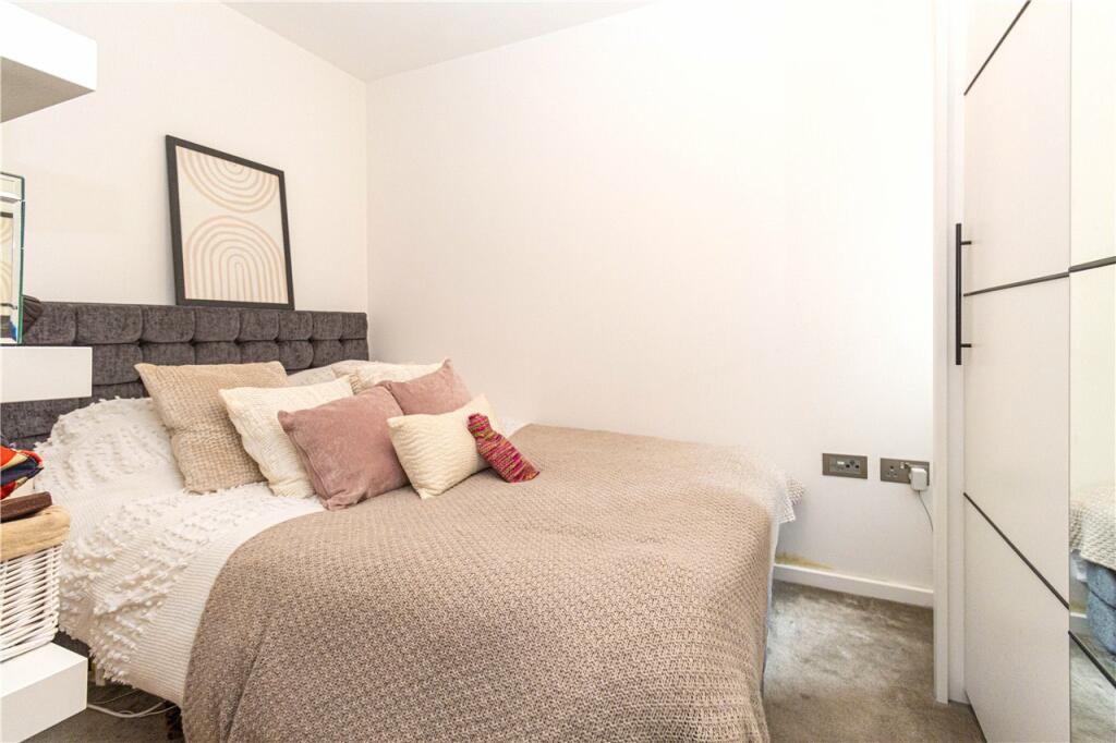 Additional image 7 of London Road, St. Albans, Hertfordshire, AL1