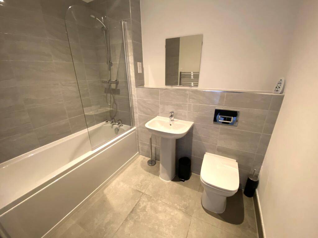 Additional image 4 of Fifty Sixy