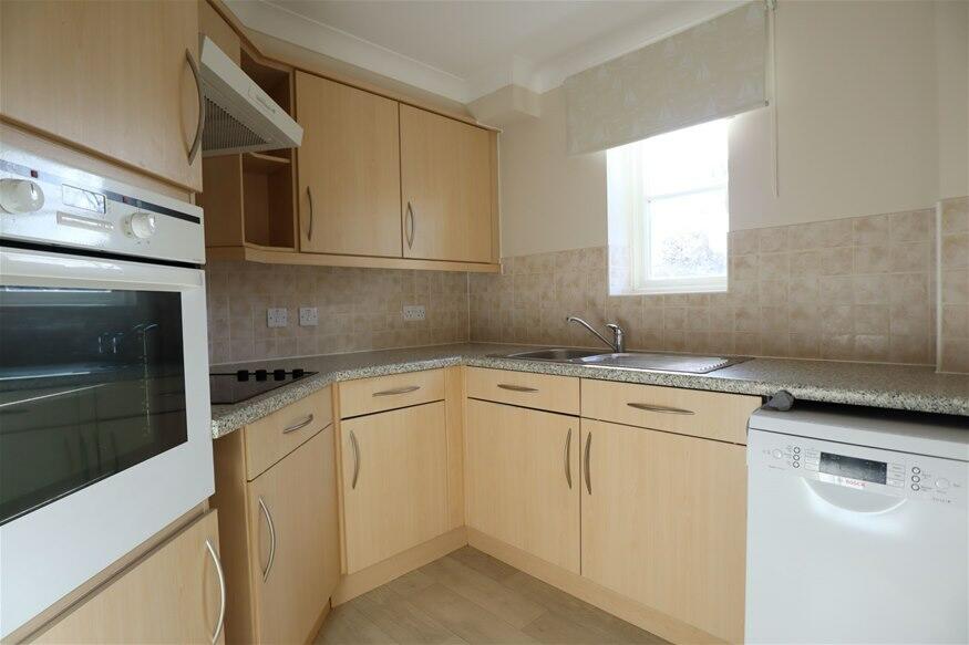 Additional image 11 of Southdown Road, Harpenden, AL5