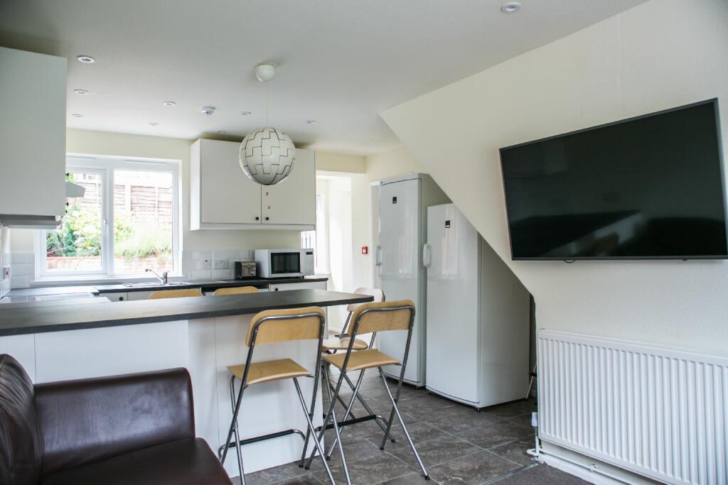 Additional image 3 of Leahurst Crescent (D), Harborne, Birmingham, West Midlands, B17