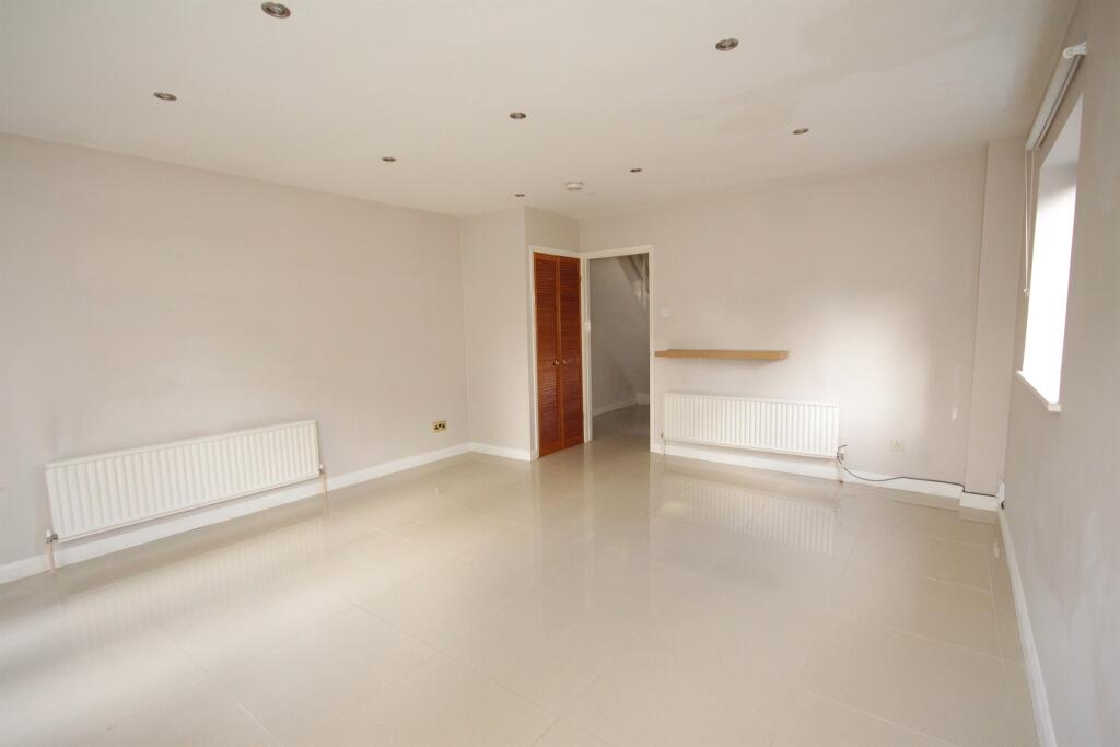 Additional image 5 of Coleswood Road, Harpenden