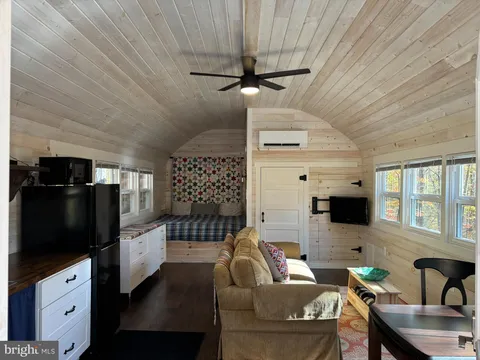 536 Rosebud Lane, Great Cacapon, WV 25422