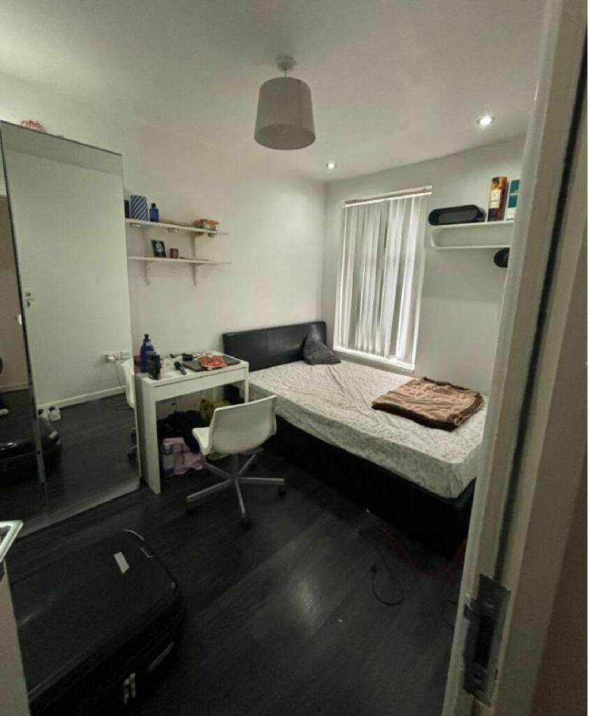 Additional image 5 of Harborne Park Road