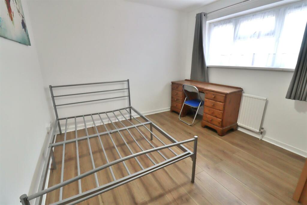 Additional image 14 of Deerswood AvenueHatfieldHertfordshire