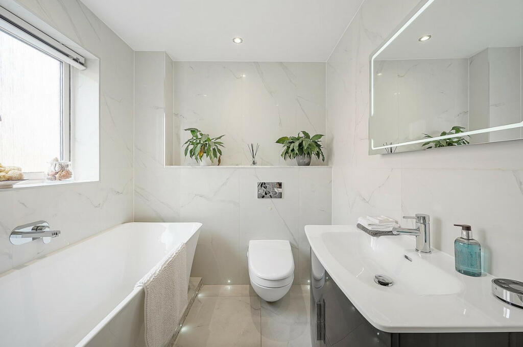 Additional image 21 of Symphony Court, Birmingham, West Midlands B16 8AD