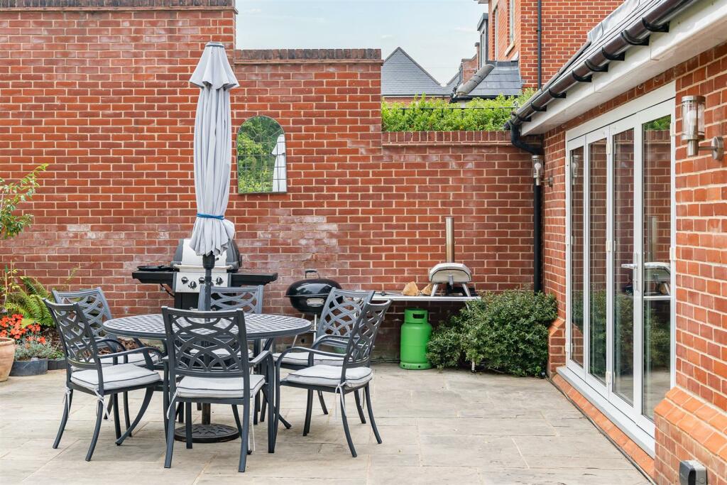 Additional image 25 of Frythe Avenue, Welwyn