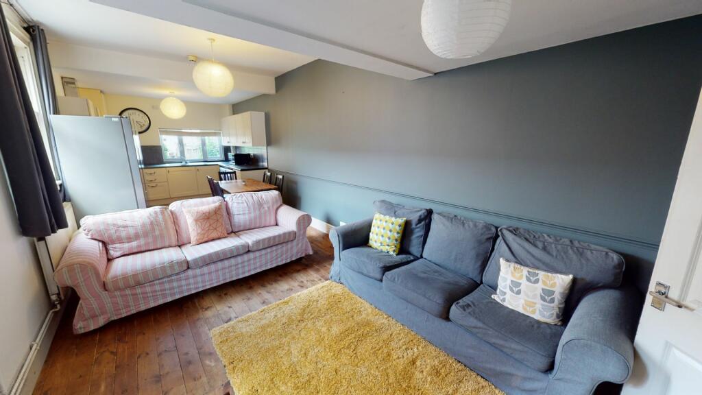 22 Carlyle Road B16 9BJ