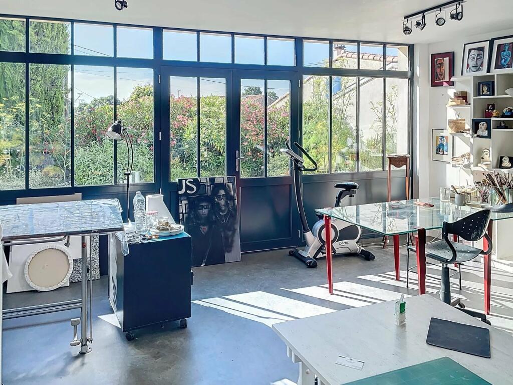 Additional image 2 of Poitou-Charentes, Deux-Sèvres, Thorigné, France