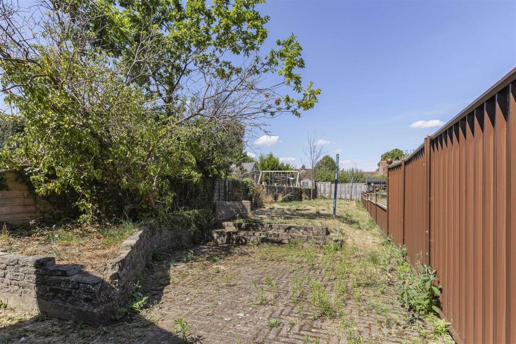 Additional image 19 of Station Road, Harpenden, AL5