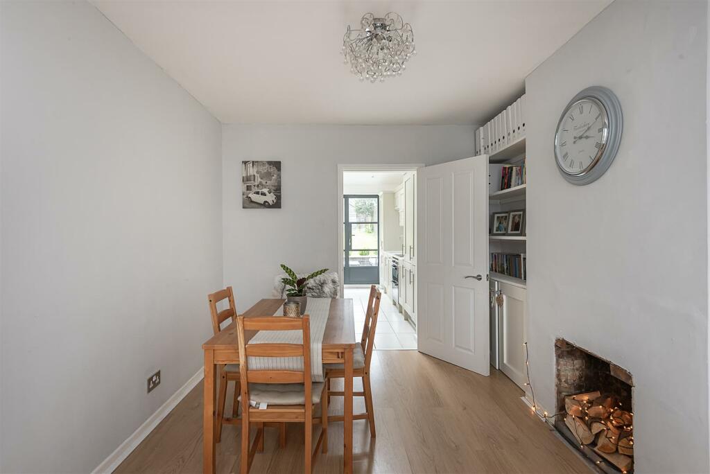 Additional image 6 of Glemsford Drive, Harpenden