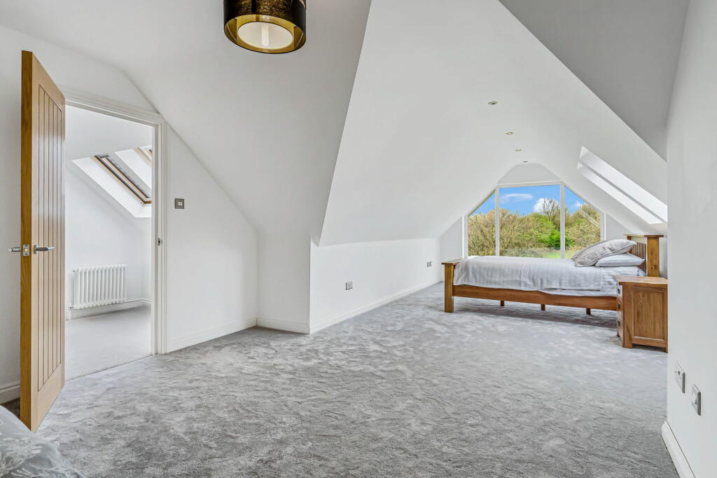 Additional image 32 of Reynards Road, Welwyn, AL6