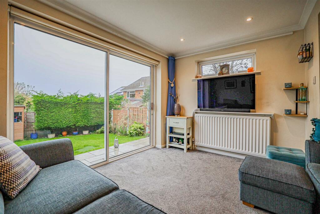 Additional image 4 of Broadstone Road, Harpenden, AL5