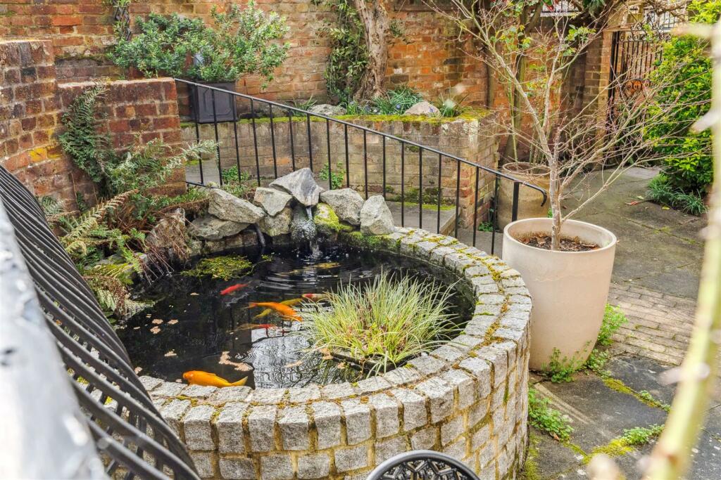 Additional image 27 of Fishpool Street, St. Albans, AL3