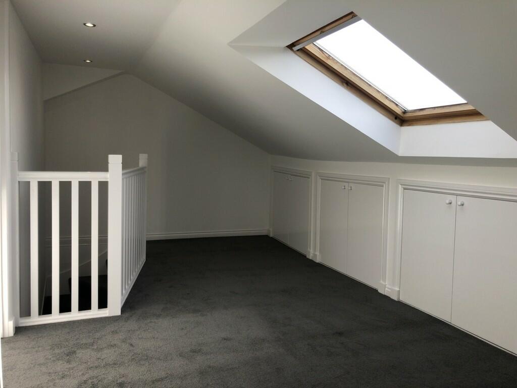 Additional image 20 of Leslie Road