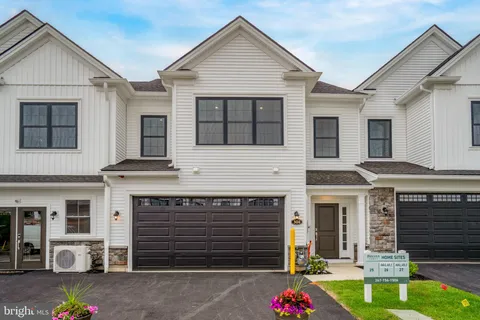 530 Fullerton Farm Ct - Lot 10, Chalfont, PA 18914