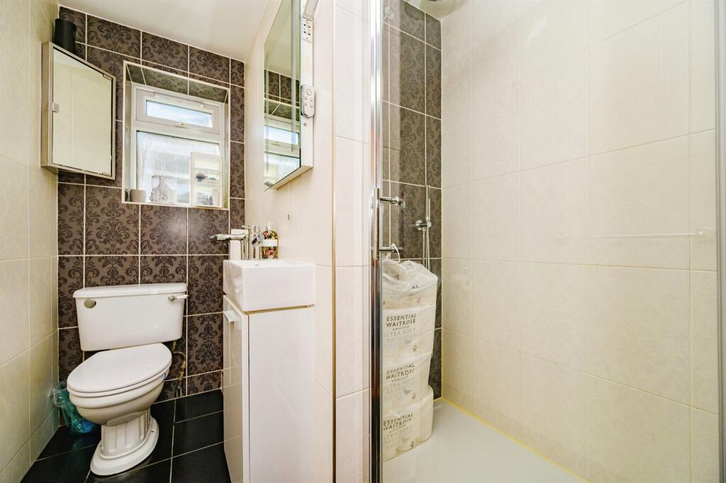 Additional image 7 of Chiswell Green Lane, St. Albans