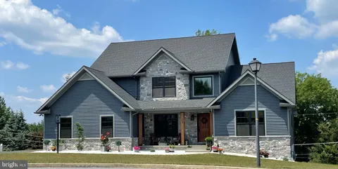 017 Dream Drive, Lebanon, PA 17046