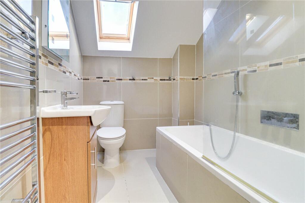 Additional image 18 of Ridge Avenue, Harpenden, Hertfordshire