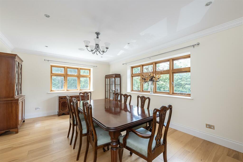 Additional image 5 of Broad Oaks Close, Harpenden