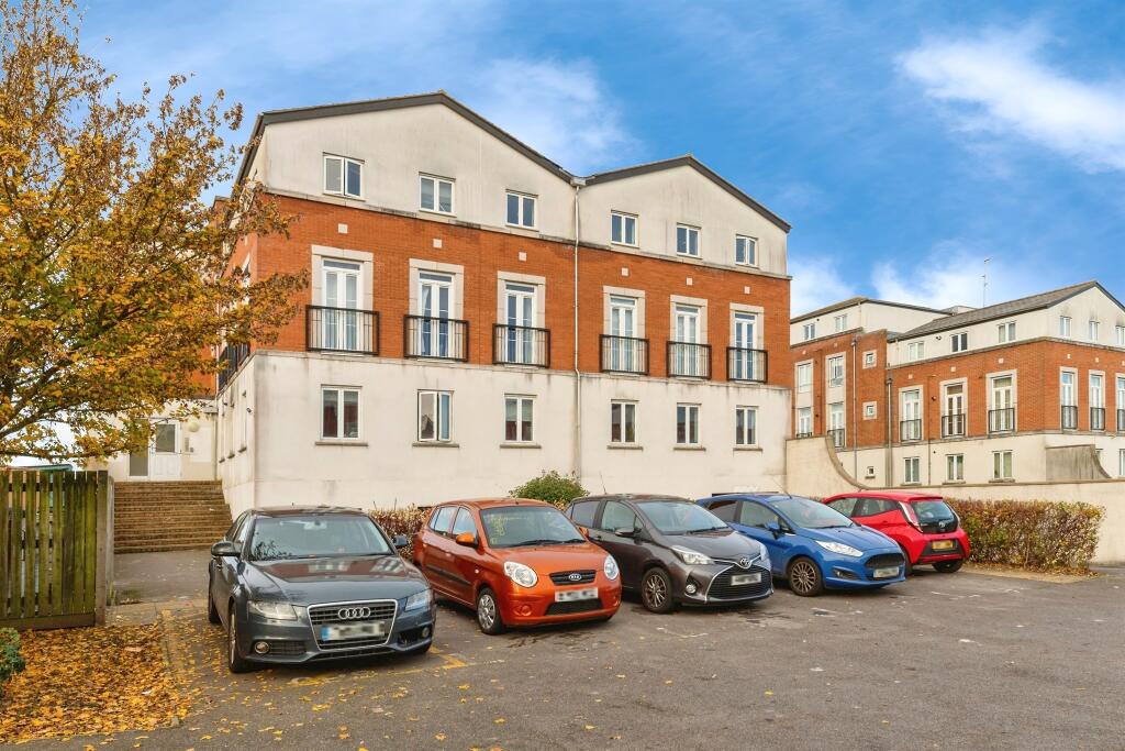 Additional image 16 of Dragon Road, Hatfield