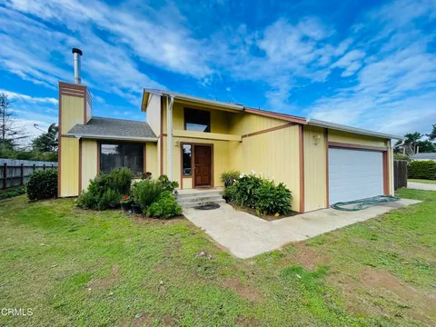 21872 N Petaluma Ave, Fort Bragg, CA 95437