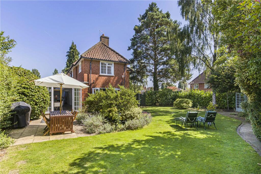 Additional image 27 of Parkway, Welwyn Garden City, Hertfordshire, AL8