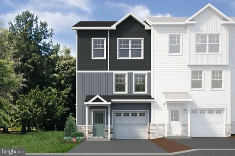 174 Highpoint Park Drive, Pleasant Gap, PA 16823