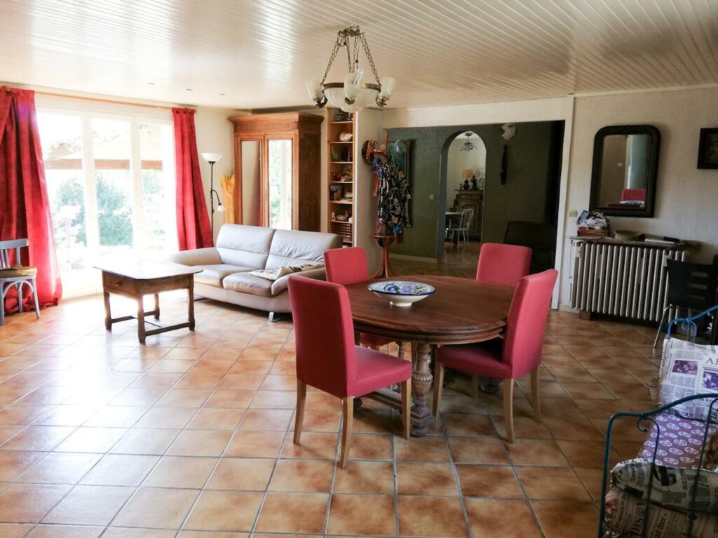 Primary image of 11270 plavilla, France