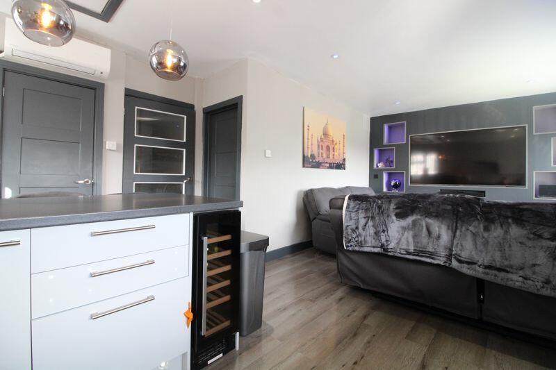 Additional image 8 of CHAIN FREE on Long Cutt, St. Redbourn